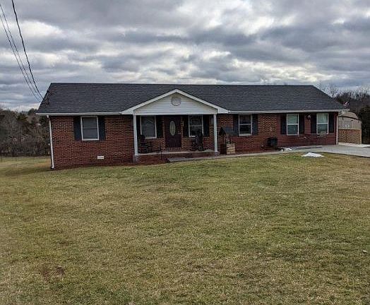 2nd image of 544 Old Hickory Dr