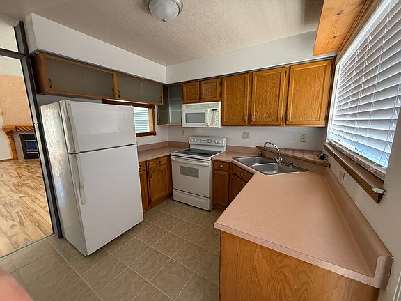 4th image of 2801 Mirto Dr NE
