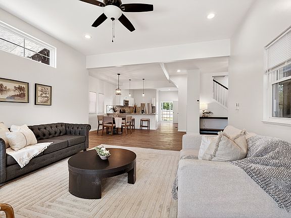 5th image of 730 Sanders St