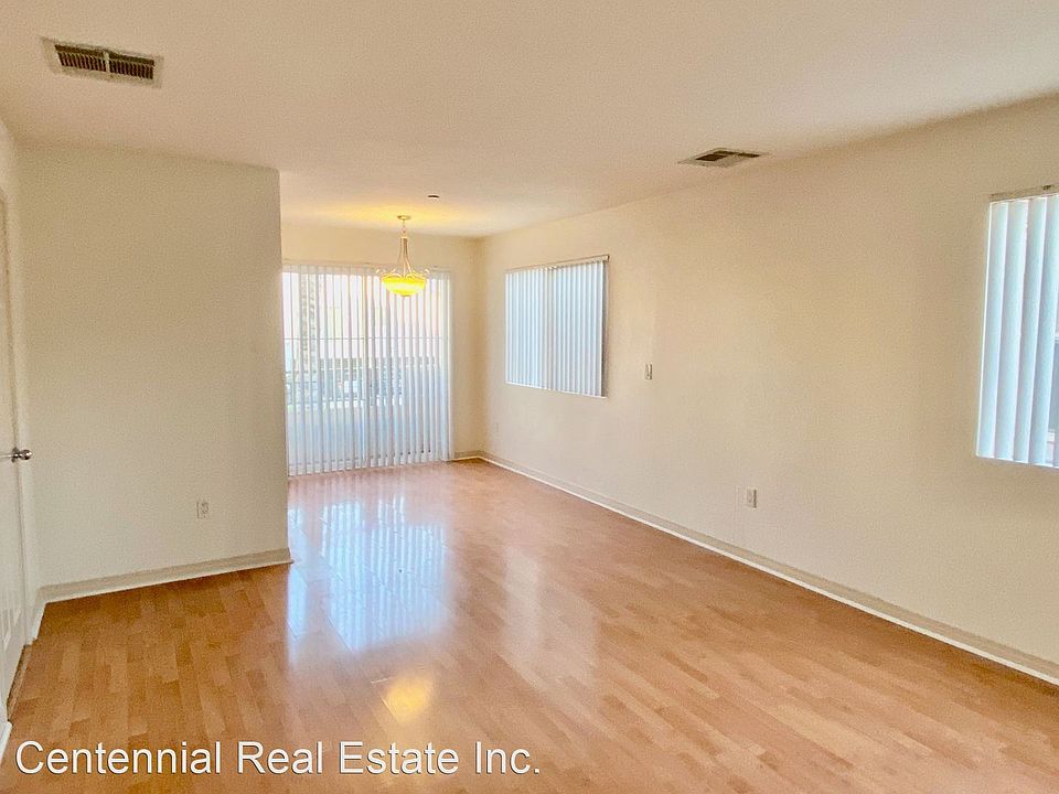 1st image of 3321 Mentone Ave #2-02