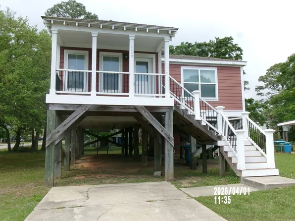 2209 Choctaw Ave, Pascagoula, MS 39567
