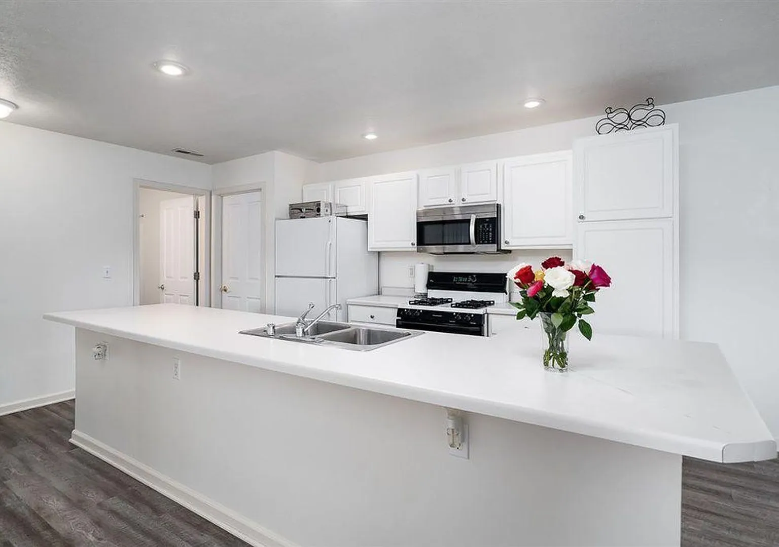 Inman Parkway Apartments — Photo 4