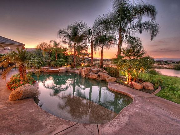 5th image of 81720 Tiburon Dr