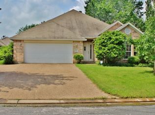 3732 Chantal Cir, College Station, TX 77845