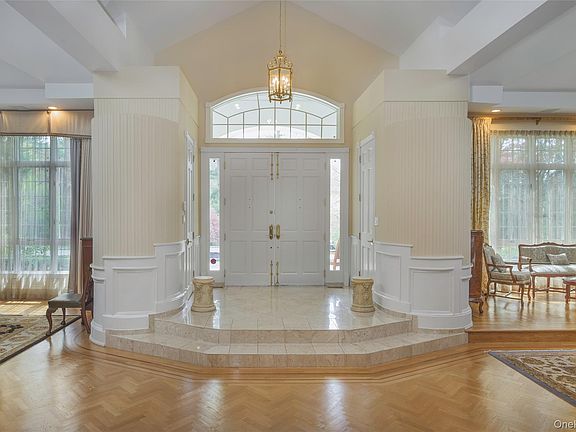 5th image of 1095 Pine Valley Road