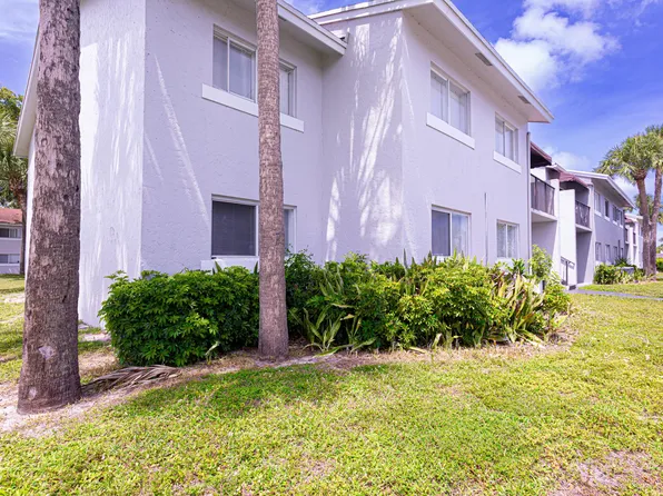 (undisclosed Address), Royal Palm Beach, FL 33411