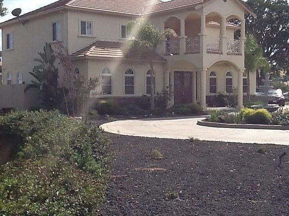2nd image of 4165 Shelly Ln