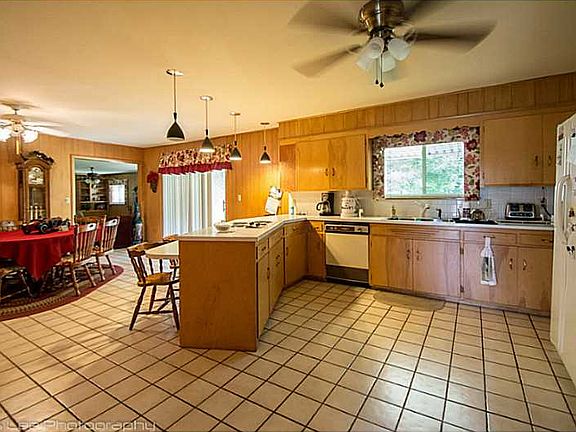 4th image of 2340 N Gooseberry Ln