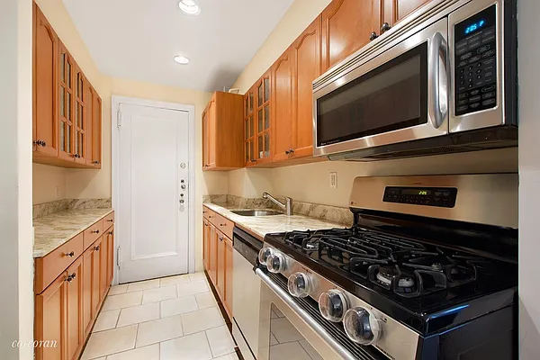 Sold by Corcoran | media 5