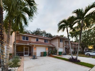 6450 Palm Garden Court, Davie, FL, 33314