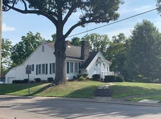 701 E Main St, Hartford City, IN 47348