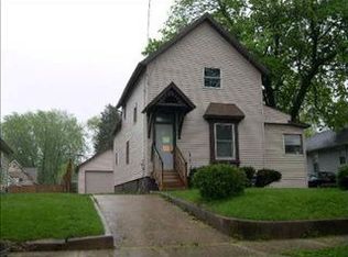 21 S Melrose Ave, Elgin, IL 60123