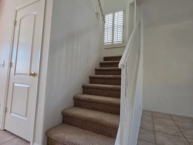 1886 E Don Carlos Ave #141 — Photo 12