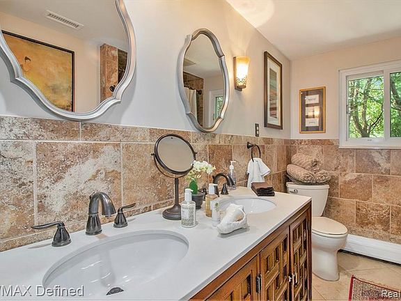 5th image of 4302 Stonehenge Ct