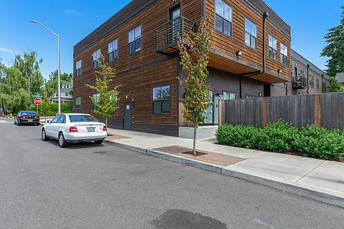Clark Apartments Photo 1