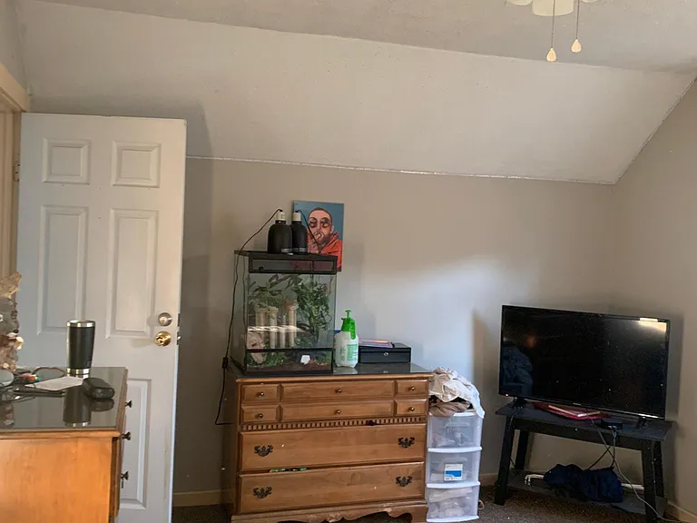 713 Sumner St — Photo 21