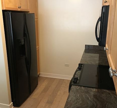 4th image of 130 N Garland Ct APT 2510
