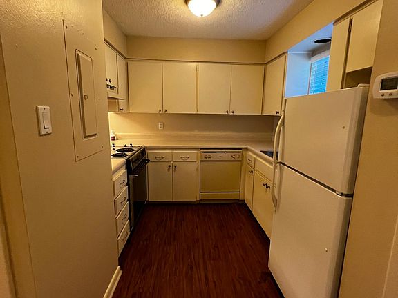 5th image of 2221 Wentwood Valley Dr APT 3