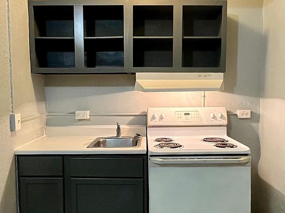 4th image of 2207 Jones St #2207313