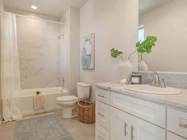 101 Firethorn Dr — Photo 8