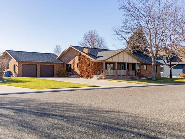 2340 Larkspur Ct, Cody, WY 82414