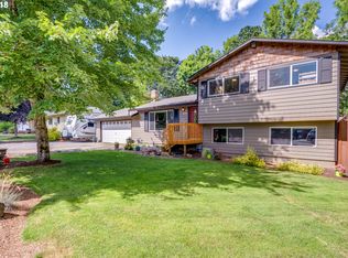 18790 Oaktree Ave, Oregon City, OR 97045