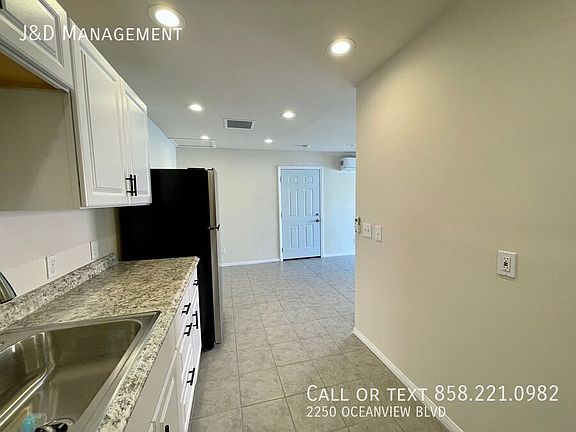 5th image of 2250 Ocean View Blvd