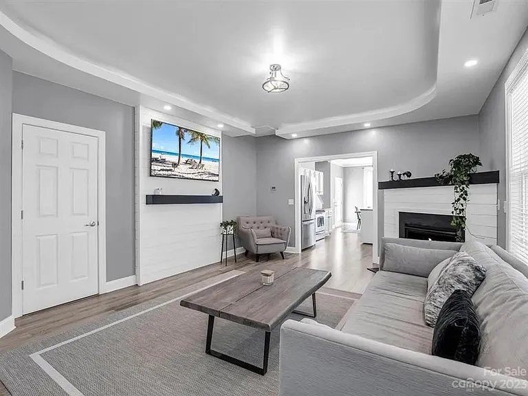 5 Maxim Ct — Photo 5