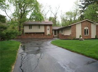 5318 Northbrook Ct, Sylvania, OH 43560