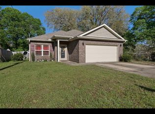 702 Hazel Dr, Fort Walton Beach, FL 32547