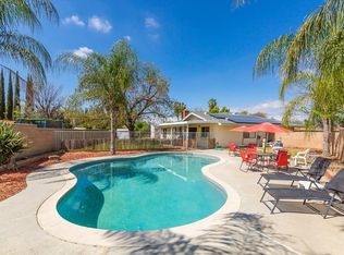 26470 Paradise Cv, Hemet, CA 92544