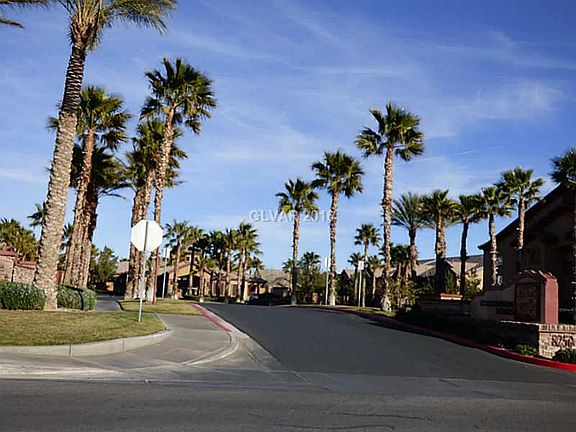 2nd image of 8250 N Grand Canyon Dr Unit 1133