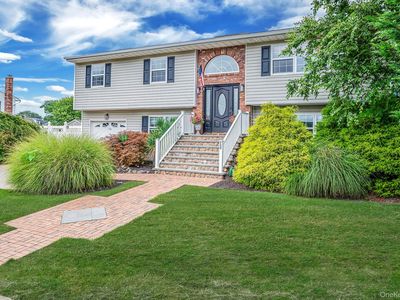 750 Hancock Place, Lindenhurst, NY, 11757