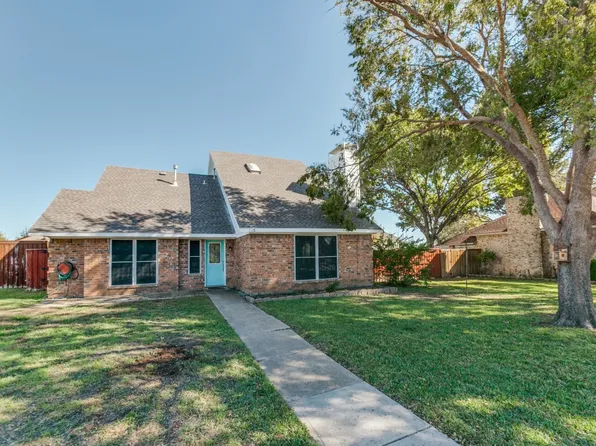 5118 Park Lake Ct, Sachse, TX 75048