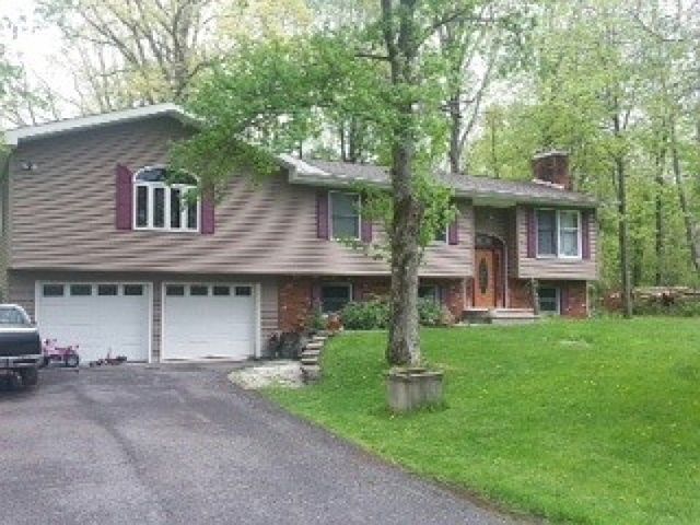 2nd image of 3 Hampton Spring Rd