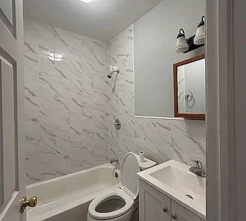 5th image of 282 Summit Ave #3