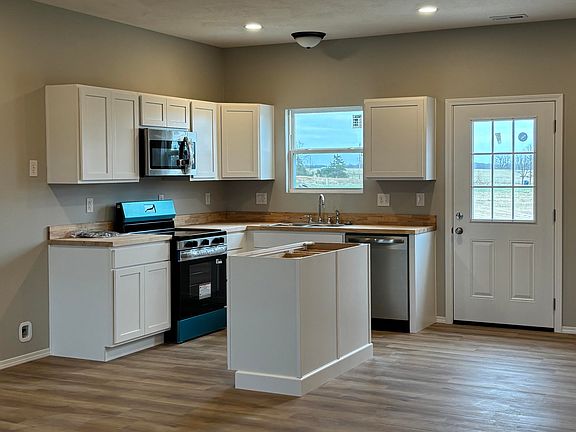 3rd image of 5489 S 250th Road