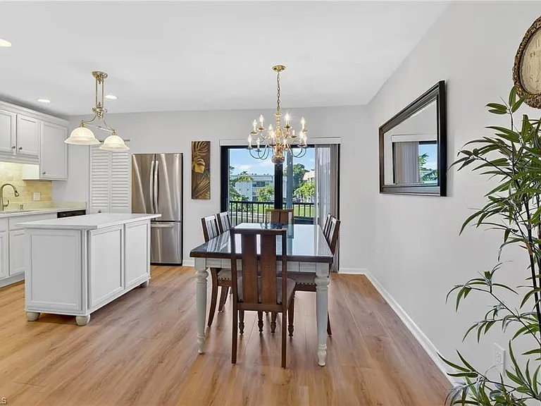 788 Park Shore Dr #B22 — Photo 7