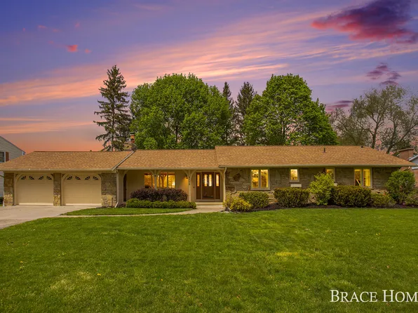 2115 Milford St NW, Grand Rapids, MI 49504