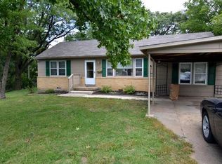 10432 W 63rd Ter, Shawnee, KS 66203