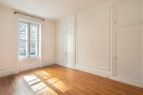 Sold by Brown Harris Stevens | media 29