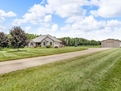 14142 Elm Row Rd, Albion, MI, 49224
