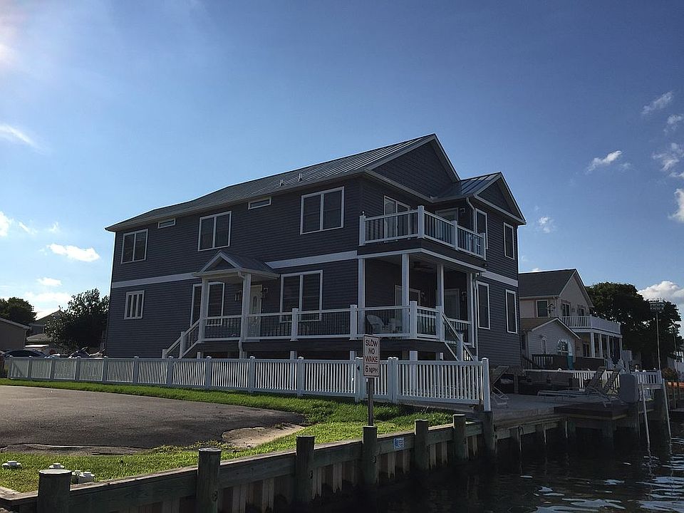 2nd image of 38849 Tyler Ave