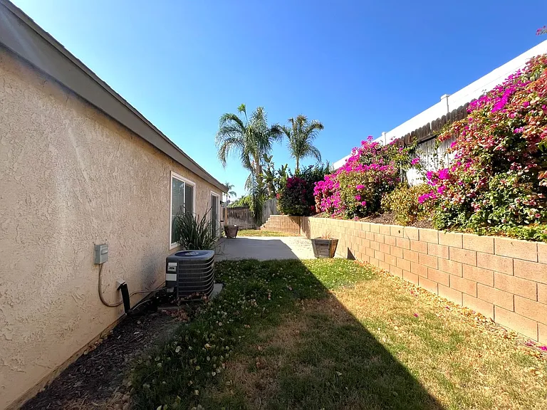 2757 Aries Ln — Photo 35