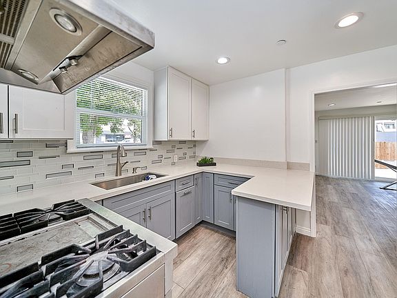 5th image of 2538 Honolulu Ave