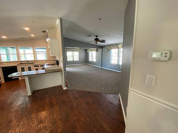 4th image of 22 Opal Ln