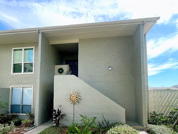 3rd image of 610 Windrush Bay Dr #226