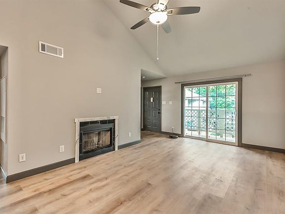 5th image of 2121 El Paseo St APT 1316
