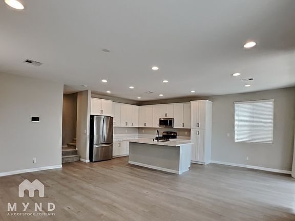 5th image of 10009 Bismuth St
