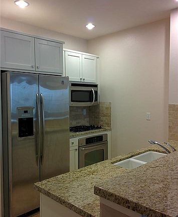 5th image of 2367 Jefferson St #101